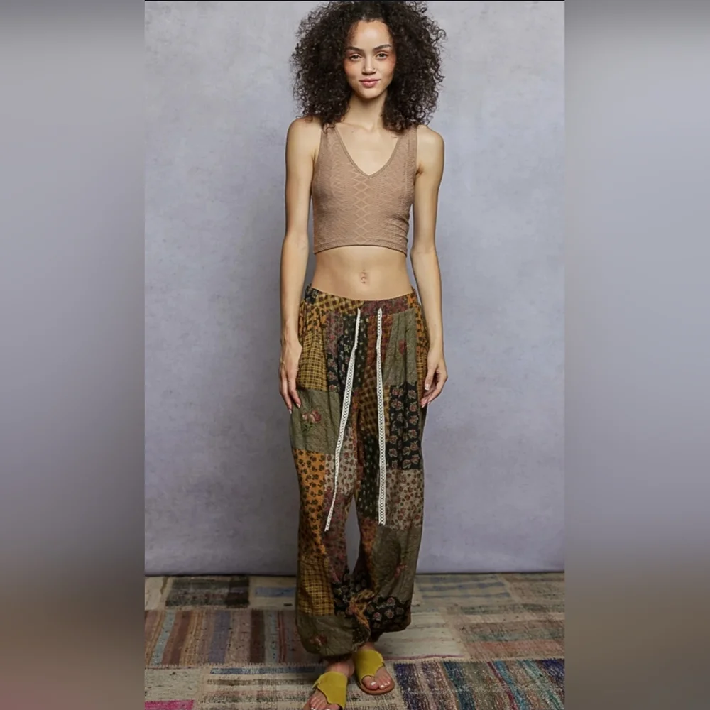 #1089 POL Patchwork Floral Boho Jogger Pants - Picture 5 of 5